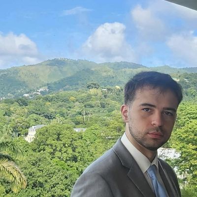 Fernando, 30