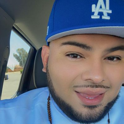 Yovanni, 35
