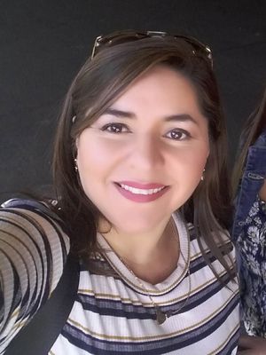 Paola, 49
