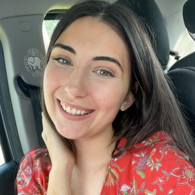 Marygrace, 28