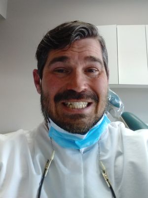 Daniel, 48