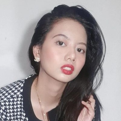 Dana Coleen, 28