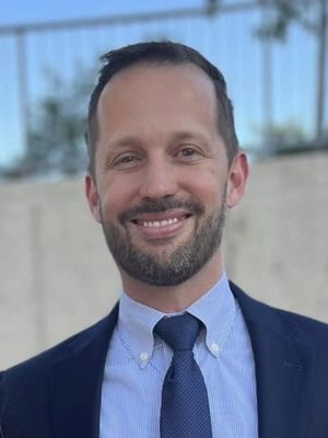 Justin, 43
