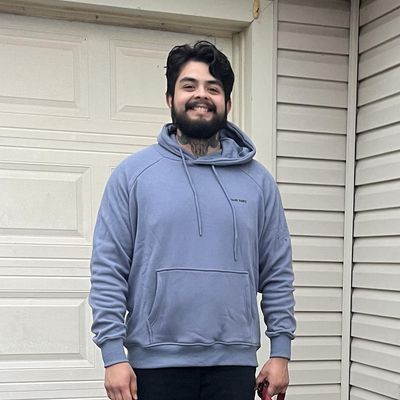Simon, 26