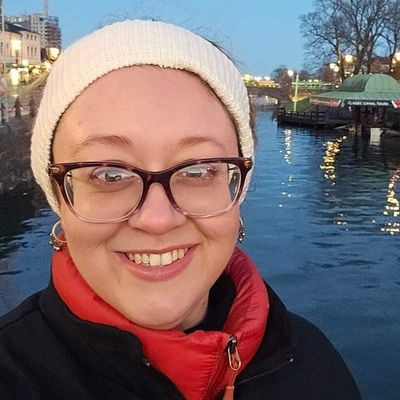 Catherine, 38