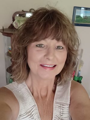 Jennifer, 61