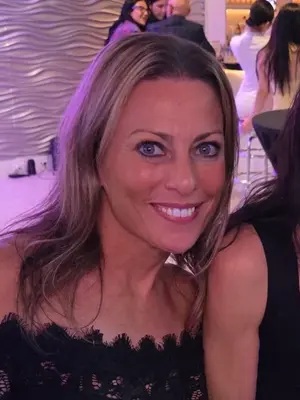 Janie, 43