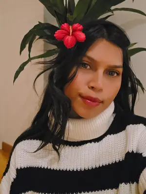 Samantha, 30