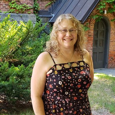 Vicky, 61