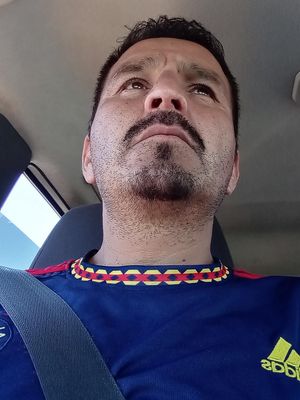 Arturo, 39