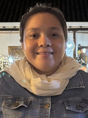 Daniela, 36