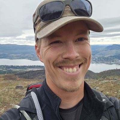 John, 30
