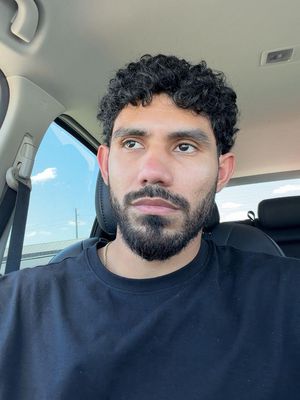 Juan, 34