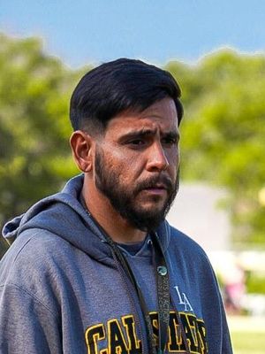Jose, 35