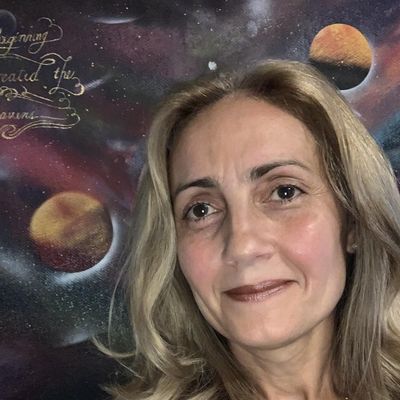 Joselin, 54