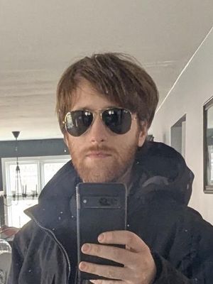 Joe, 25