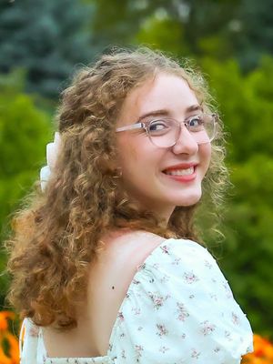 Alisha, 18