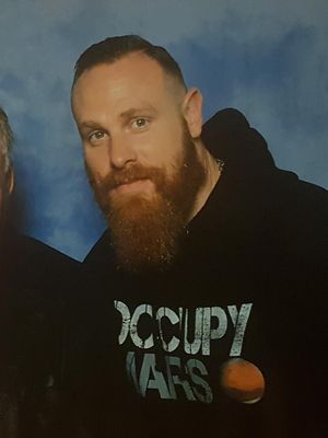 Lee, 42