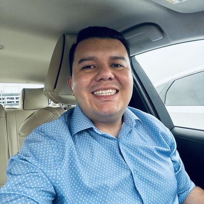 Gustavo, 31