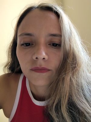 Alexandra, 34