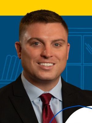 Mason, 33