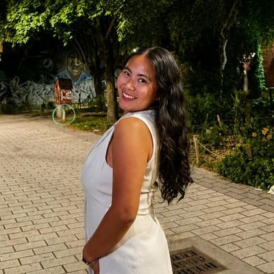 Ana, 20