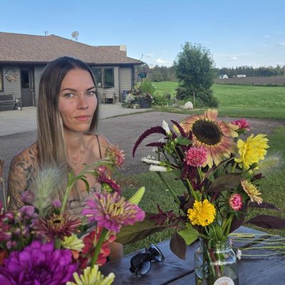 Veronika, 33