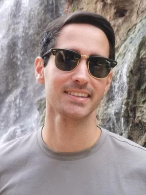 Pablo, 25