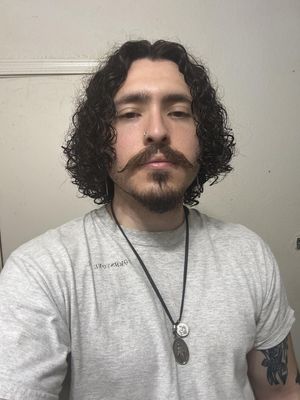 Juan, 29
