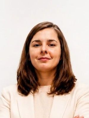 Sofia, 35