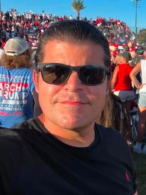 Sean, 35