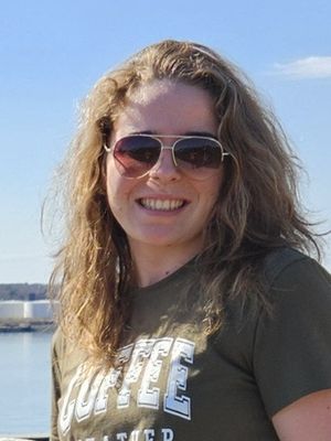 Frederique, 23