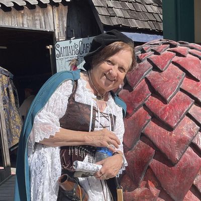 Andreah, 74