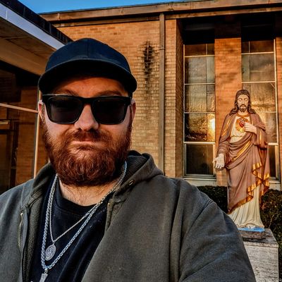 Kyle, 32