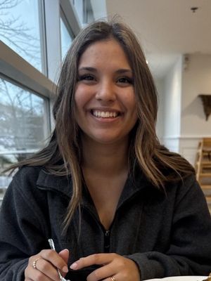 Angelica, 20