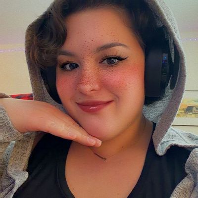 Tiffany, 28