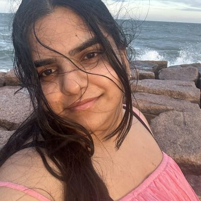 Monica, 24