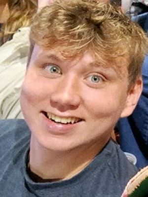 Andy, 24