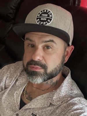 Joel, 42