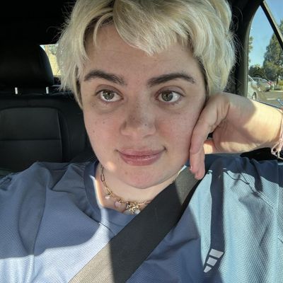 Grace, 28