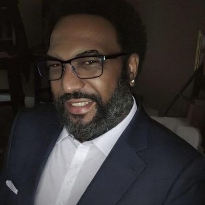 Lewis, 60