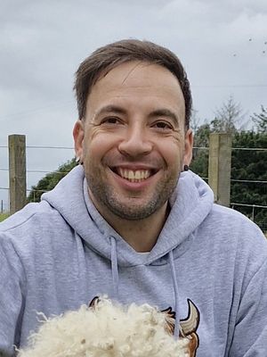Noel, 38