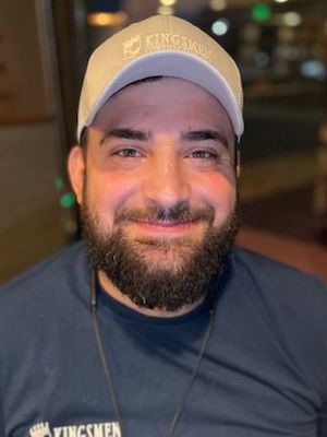 Nic, 32
