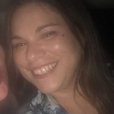 Renee, 39