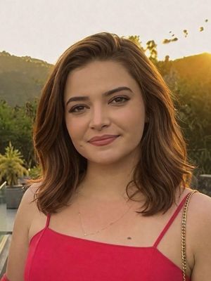 Jordana, 35