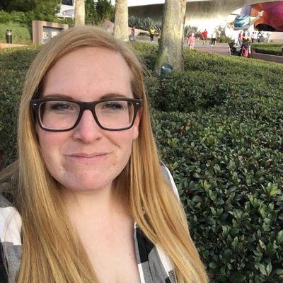 Liz, 37