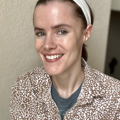 Jean, 42