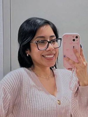 Kathy, 24