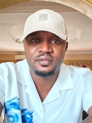 Samuel, 38
