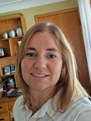 Regina, 32